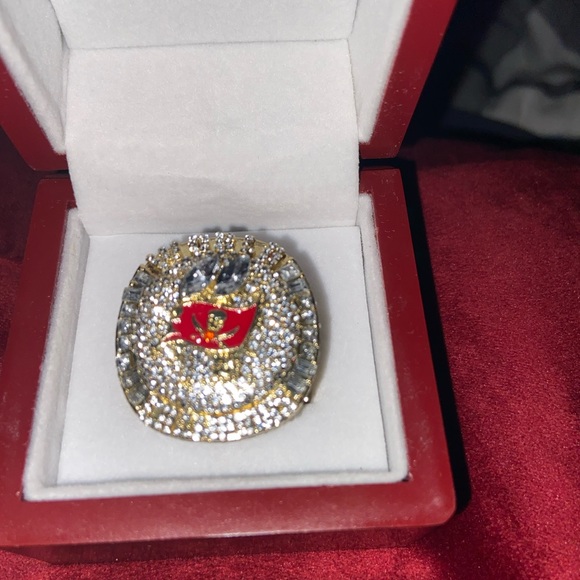 Meet your Posher, Ke-mo - Picture 2 of 3